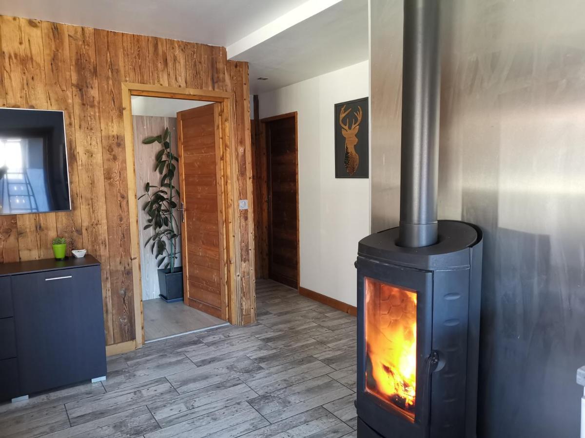 Maison De Village Au Pied Des 3 Vallees Villarlurin Exterior photo